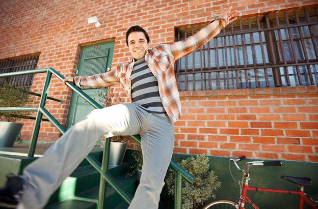 Featured Image of Top News Story: Tailored outreach may be needed for some young cancer survivors